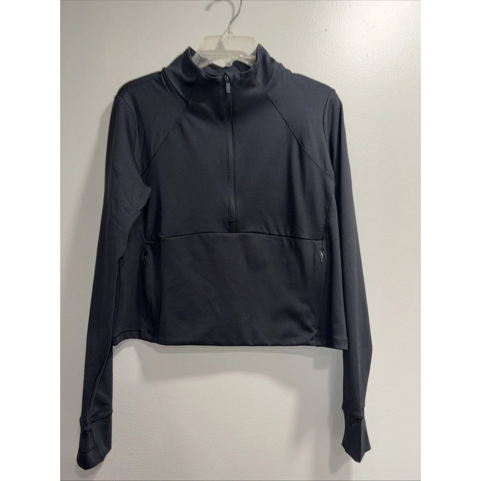 Women's 1/2 Zip Jacket - All in Motion Black XL Thumb Holes NWT 27437